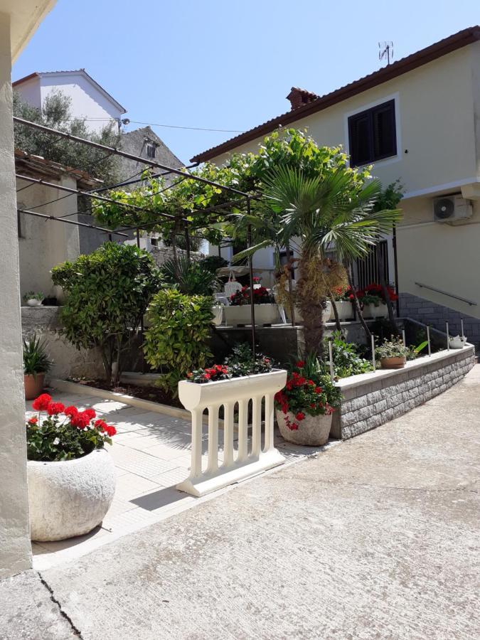 Apartman Danijela Zagorje Buitenkant foto